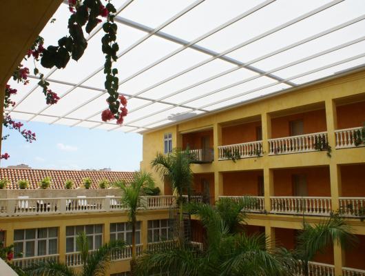 Retractable Fabric Roof Awning